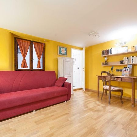 Ferienwohnung Like A Local In Oltrarno Florenz Exterior foto