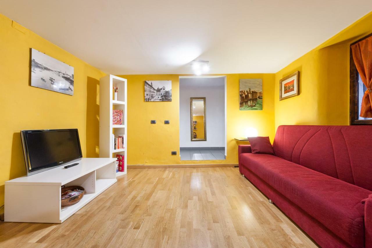 Ferienwohnung Like A Local In Oltrarno Florenz Exterior foto